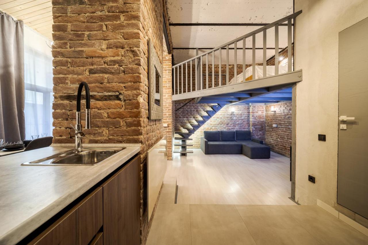 Lesi Apartment With Terrace ลวีฟ ภายนอก รูปภาพ